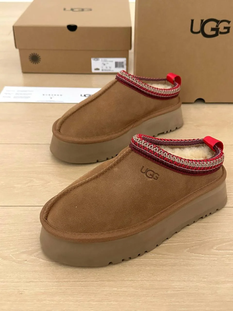 Жіночі черевики - Ugg